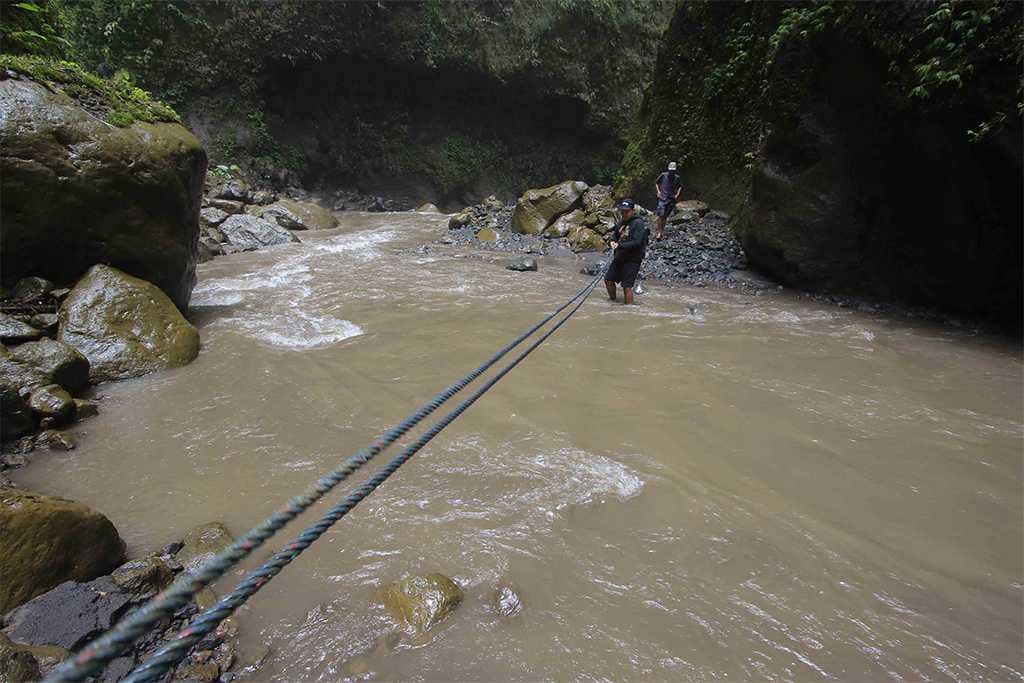 Tumpak Sewu Waterfall lumajang