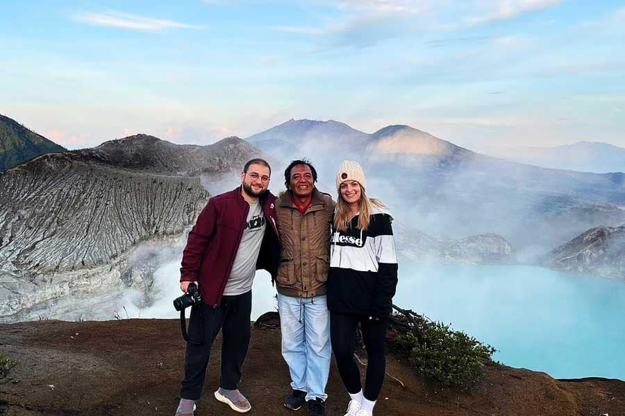 Read more about the article Bromo Ijen Tumpak Sewu Tour from Malang