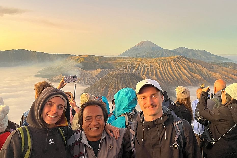 Mount bromo sunrise tour jeep